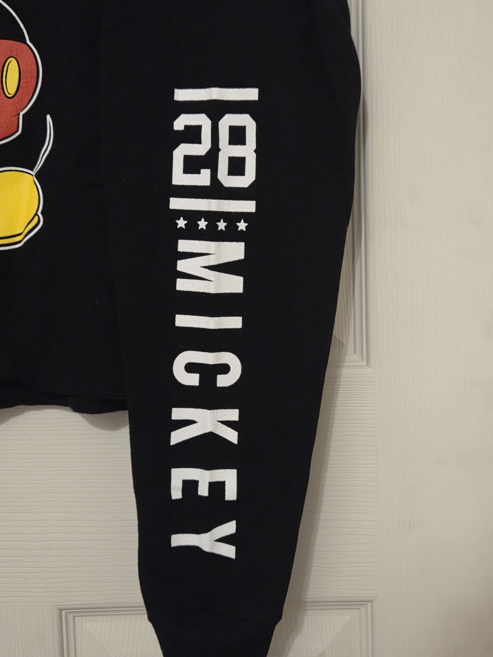 Women's Black Cropped Graphic Sleeve Pullover - Picture 5 of 6